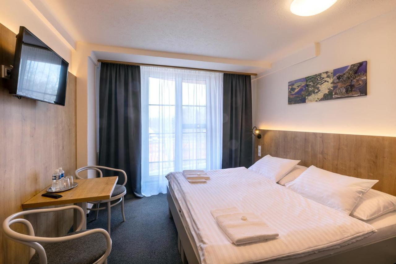 Hotel Svet Trzeboń Zewnętrze zdjęcie